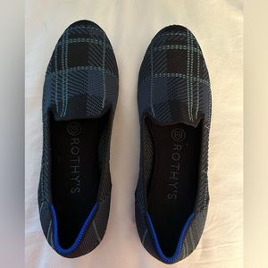 Rothy’s Navy Plaid Loafer size 7